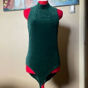 GAP velour green mock neck body suit Medium Petite